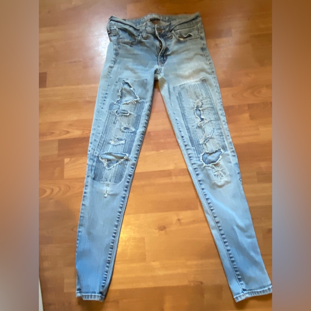 American Eagle Distressed Jeggings